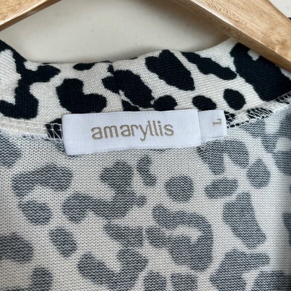 AMARYLLIS White Leopard Print Knit Long Snap Button Cardigan LARGE V Neck Soft - Picture 8 of 9
